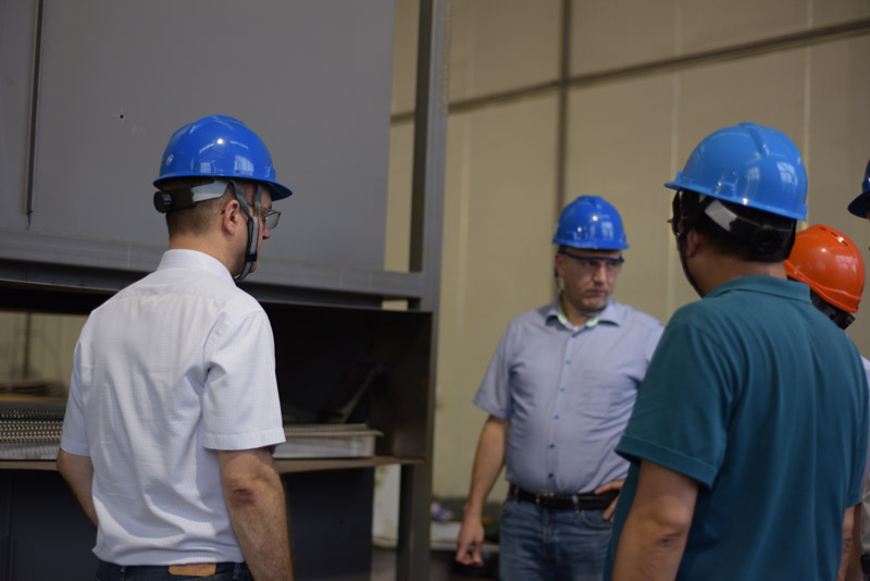 日韩人妻无码精品-专区