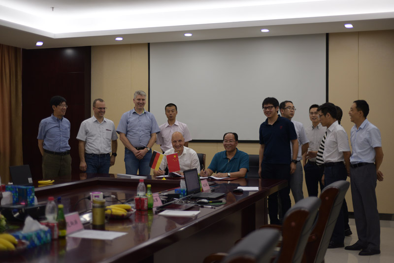 日韩人妻无码精品-专区