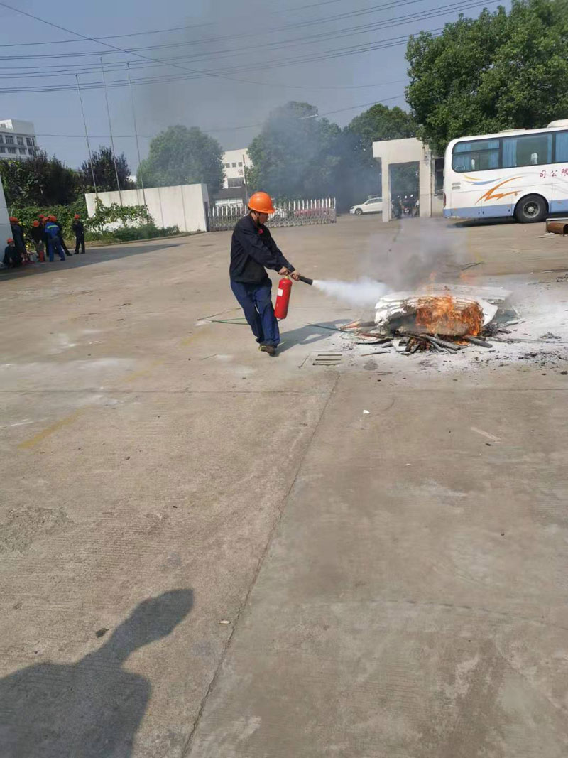 日韩人妻无码精品-专区