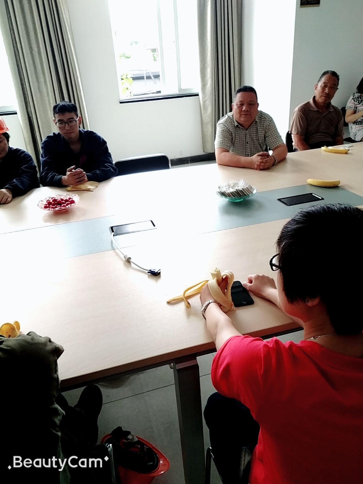 日韩人妻无码精品-专区