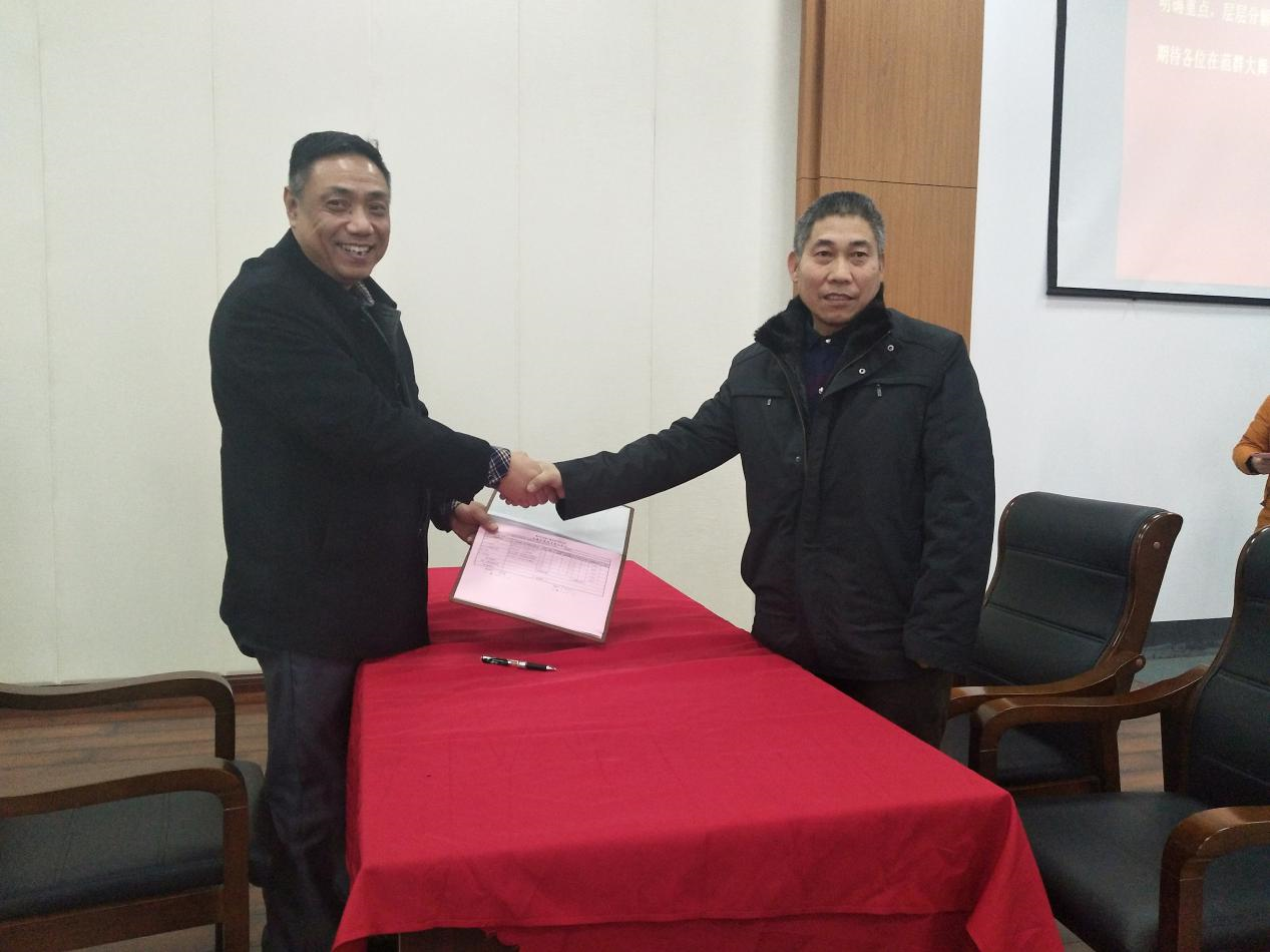 日韩人妻无码精品-专区