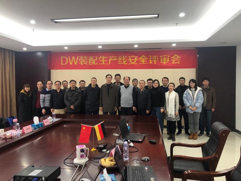 日韩人妻无码精品-专区