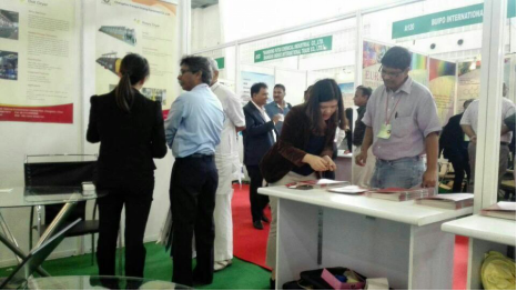 日韩人妻无码精品-专区