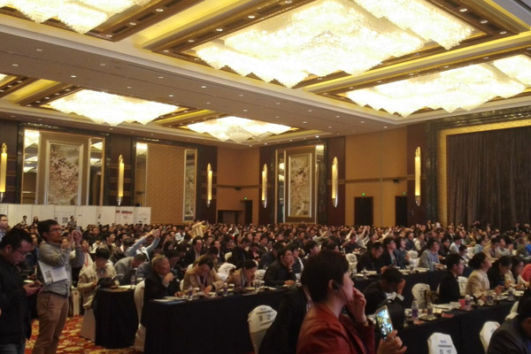 日韩人妻无码精品-专区