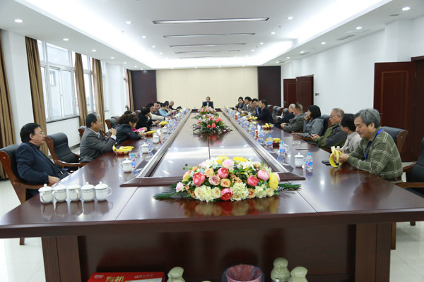 日韩人妻无码精品-专区