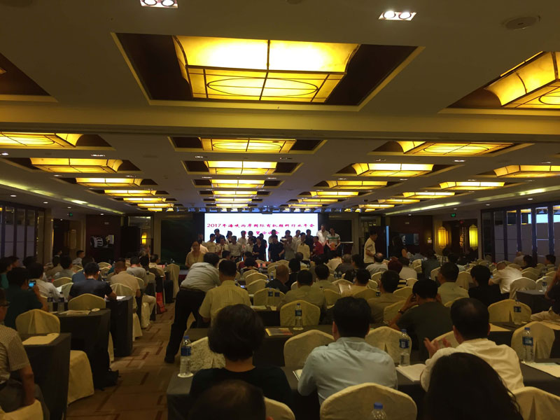 日韩人妻无码精品-专区