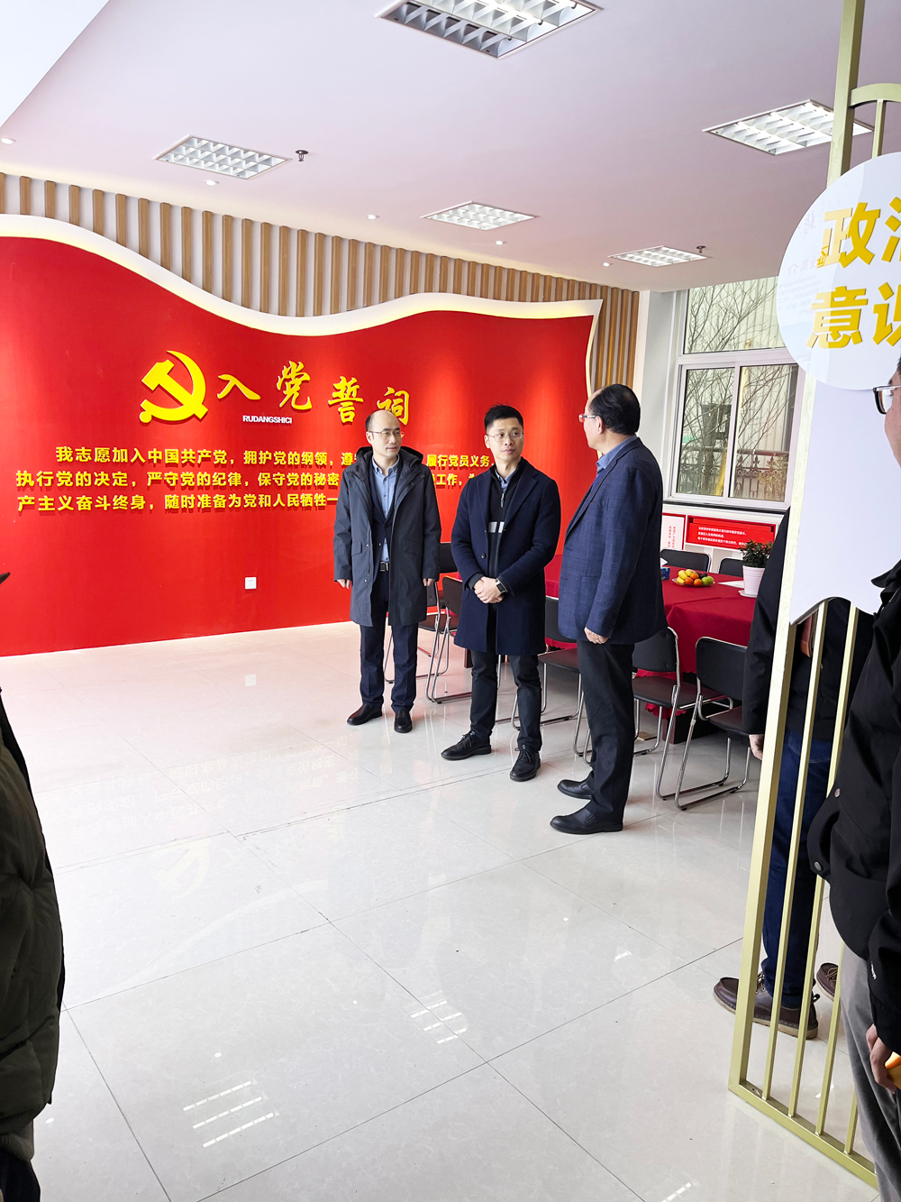 日韩人妻无码精品-专区