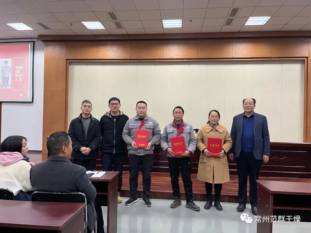 日韩人妻无码精品-专区