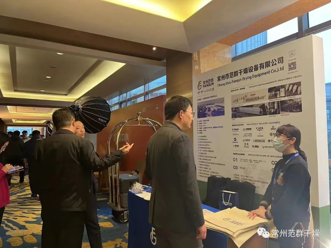 日韩人妻无码精品-专区