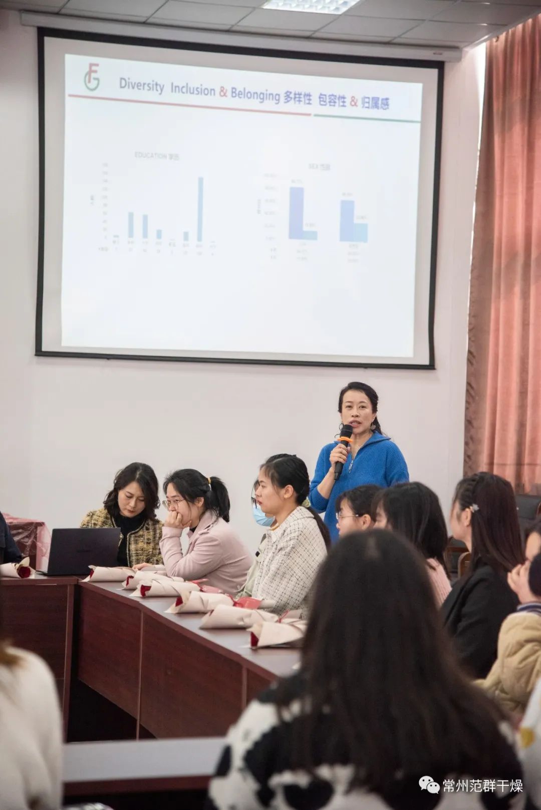 日韩人妻无码精品-专区