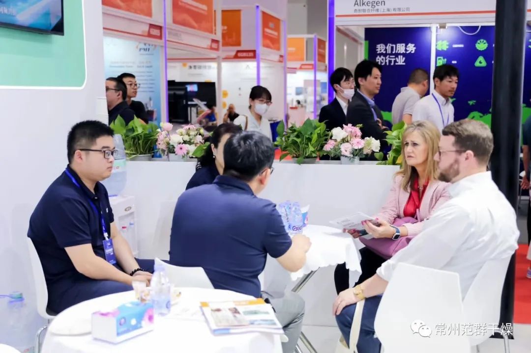 日韩人妻无码精品-专区